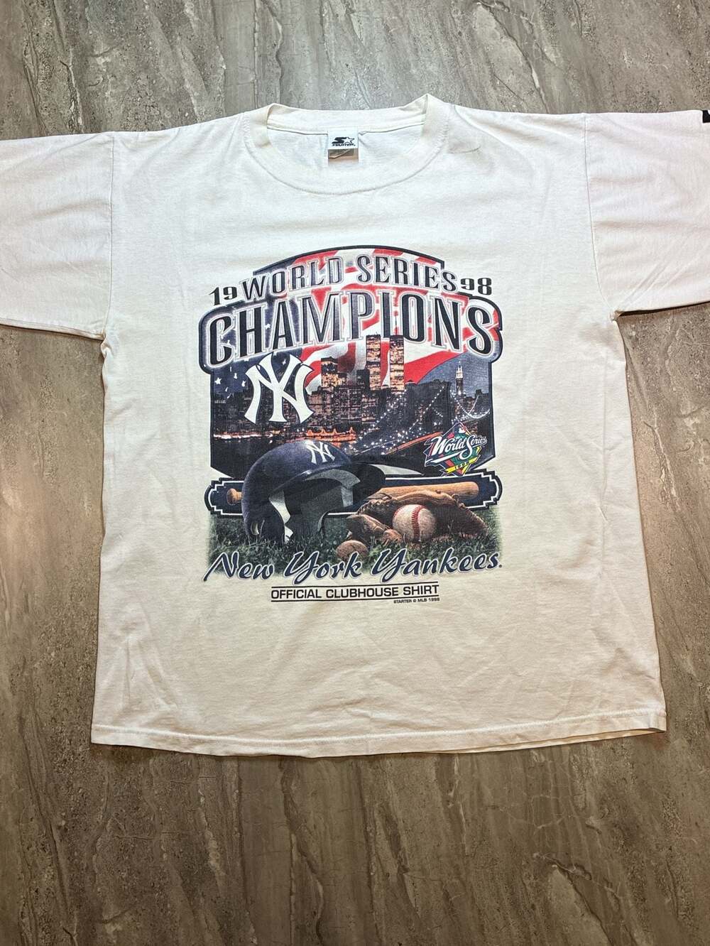Vintage 1998 Yankees World Series Champions Starter Official Clubhouse T-Shirt